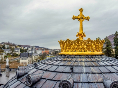 LOURDES